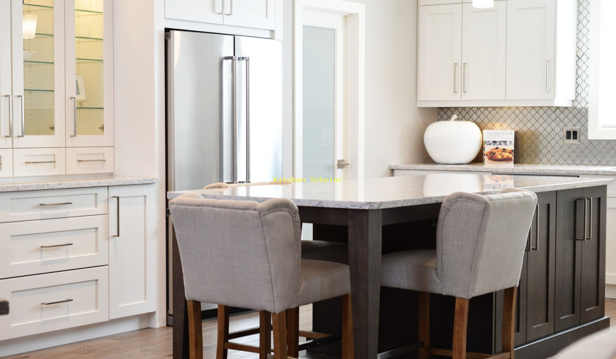 Maximize Space and Style: The Perfect 9x9 Kitchen Layout!